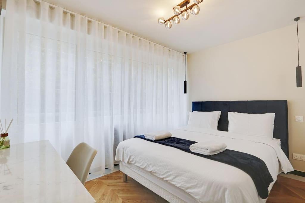 Appartement Cosy Pour 4 A La Villette - Parijs Buitenkant foto