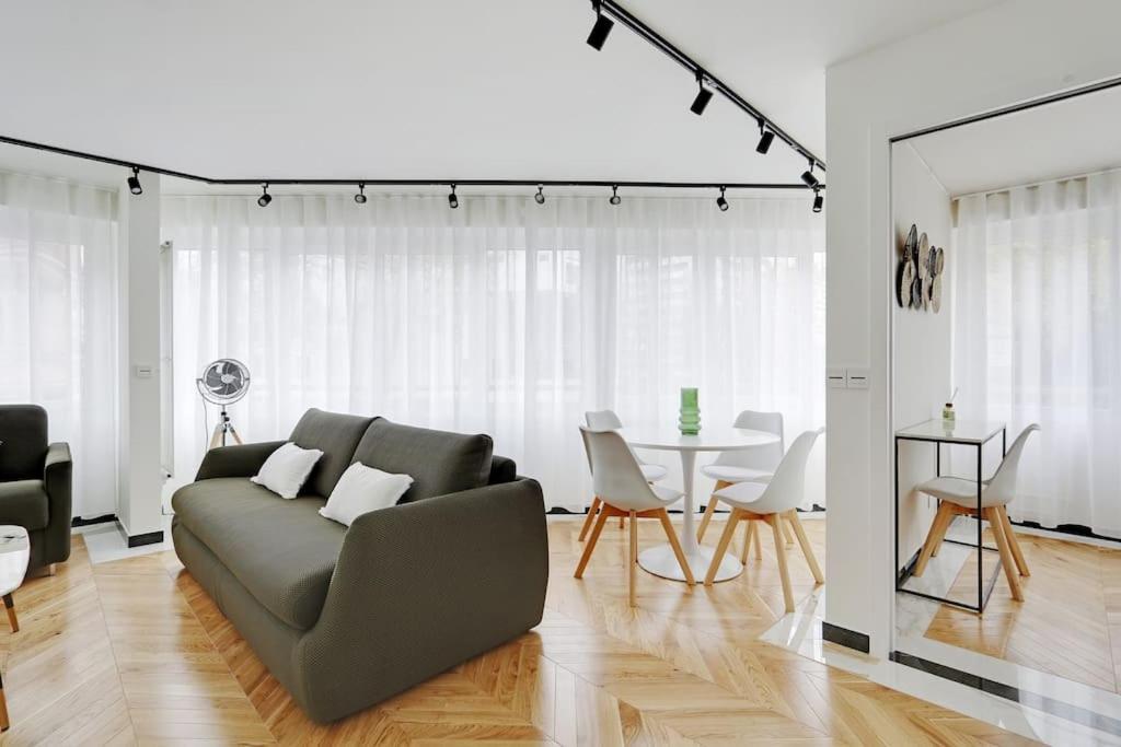 Appartement Cosy Pour 4 A La Villette - Parijs Buitenkant foto