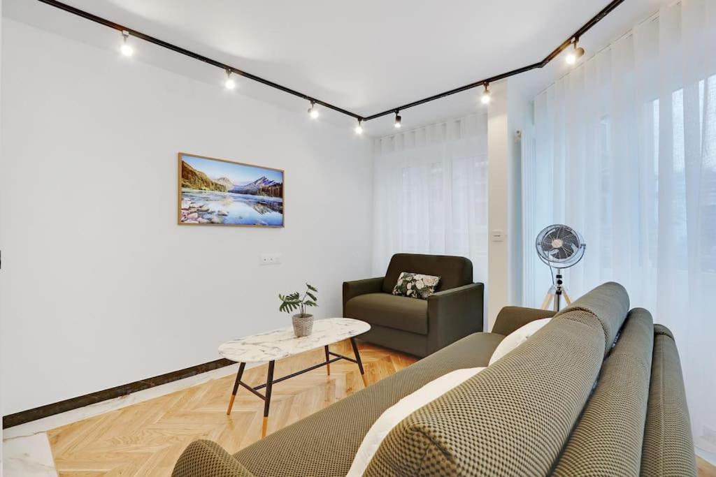 Appartement Cosy Pour 4 A La Villette - Parijs Buitenkant foto